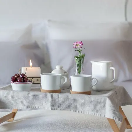 Sunny & Cozy Top Floor Апартаменты Эшторил