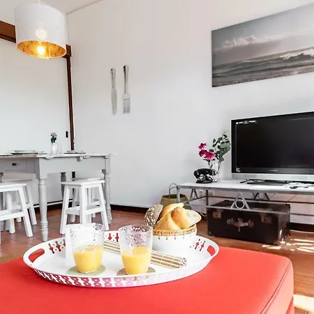 Апартаменты Sunny & Cozy Top Floor Эшторил