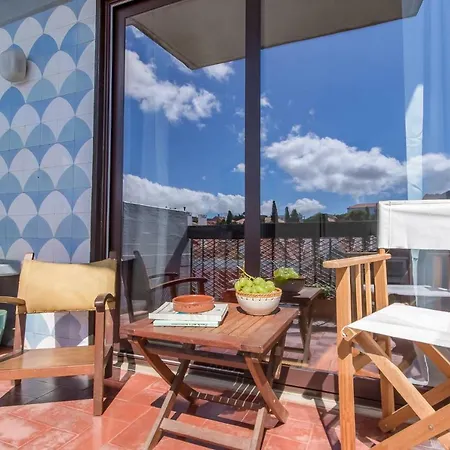 Sunny & Cozy Top Floor * Эшторил